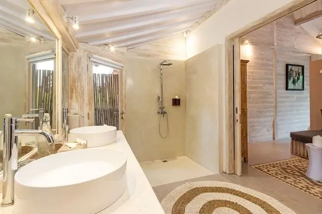 Superior Villa