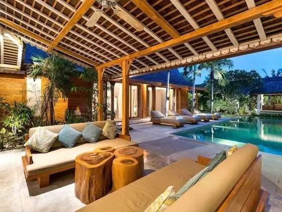 Superior Villa