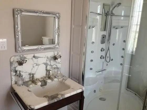 Superior Oda, 1 En Büyük (King) Boy Yatak, Özel Banyo