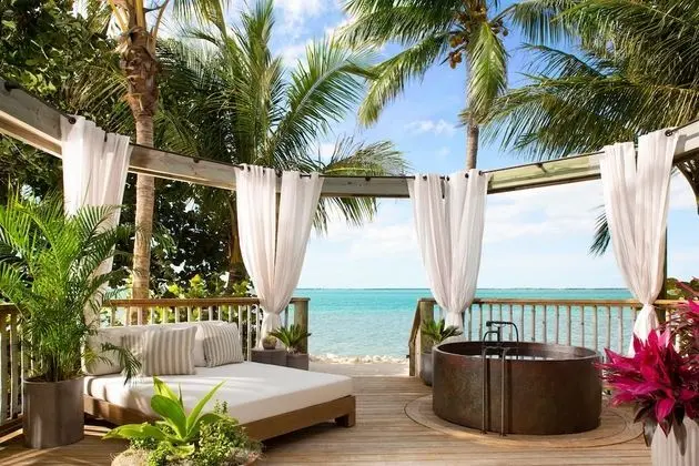 Süit (Island Romance)