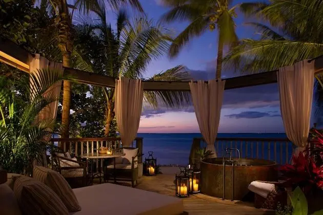 Süit (Island Romance)