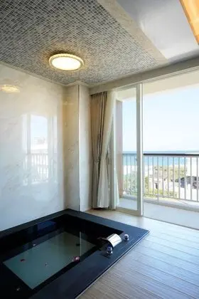 Deluxe Tek Büyük Yataklı Oda, Deniz Manzaralı