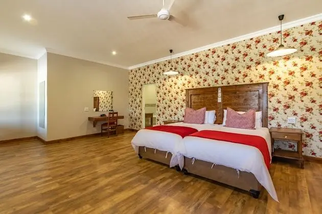 Luxury Tek Büyük veya İki Ayrı Yataklı Oda, 2 Tek Kişilik Yatak