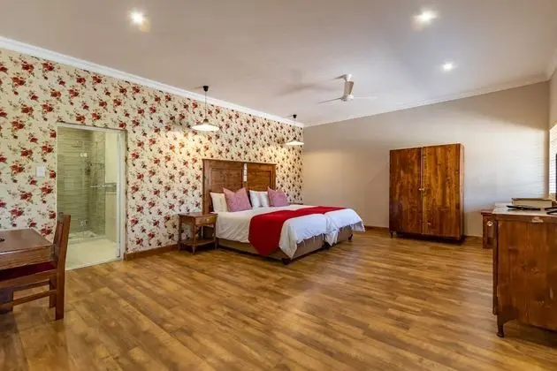 Luxury Tek Büyük veya İki Ayrı Yataklı Oda, 2 Tek Kişilik Yatak