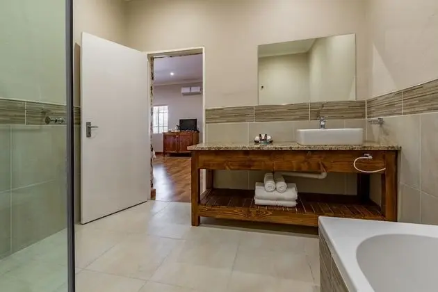 Luxury Tek Büyük veya İki Ayrı Yataklı Oda, 2 Tek Kişilik Yatak