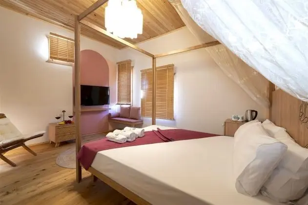 Deluxe Oda Üst Kat, Sokak Manzaralı