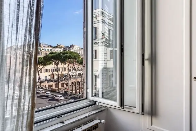 Deluxe Tek Büyük Yataklı Oda, 1 Çift Kişilik Yatak, Şehir Manzaralı