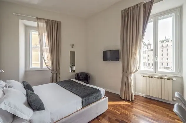 Deluxe Tek Büyük Yataklı Oda, 1 Çift Kişilik Yatak, Şehir Manzaralı