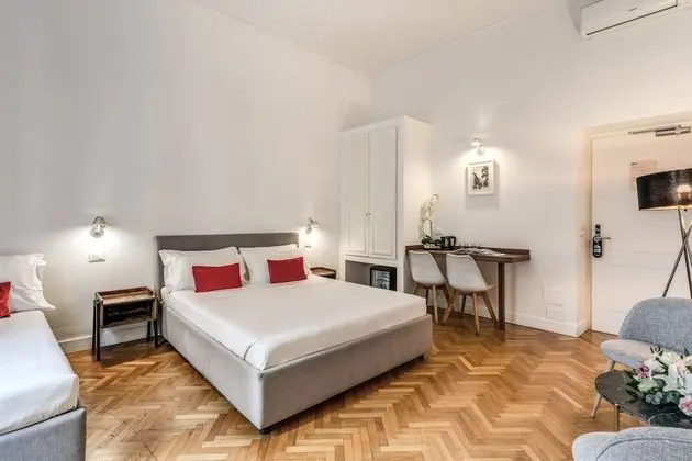 Deluxe Üç Kişilik Oda