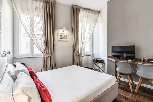 Tek Büyük Yataklı Oda