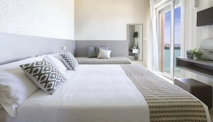 Superior Tek Büyük Yataklı Oda, Deniz Manzaralı