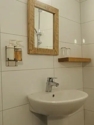 Tek Büyük Yataklı Oda, Banyolu/Duşlu, Bahçe Manzaralı