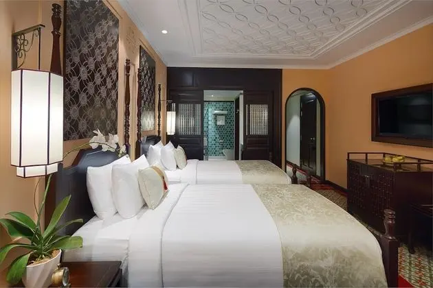 Connecting Suite