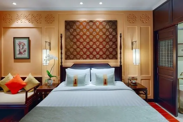 Connecting Suite