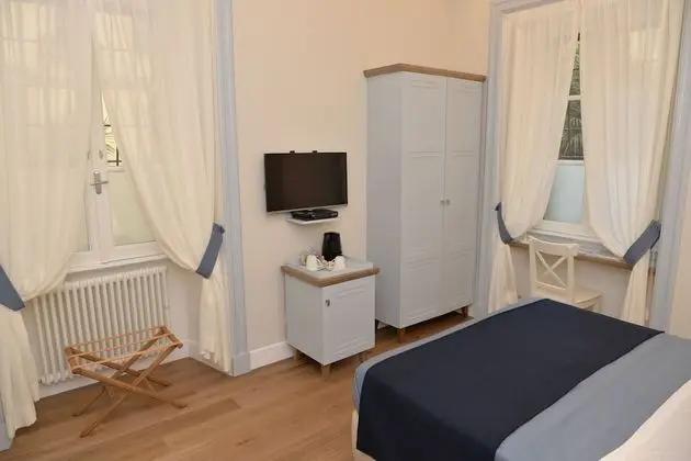 Tek Büyük Yataklı Oda (Grey Rose)