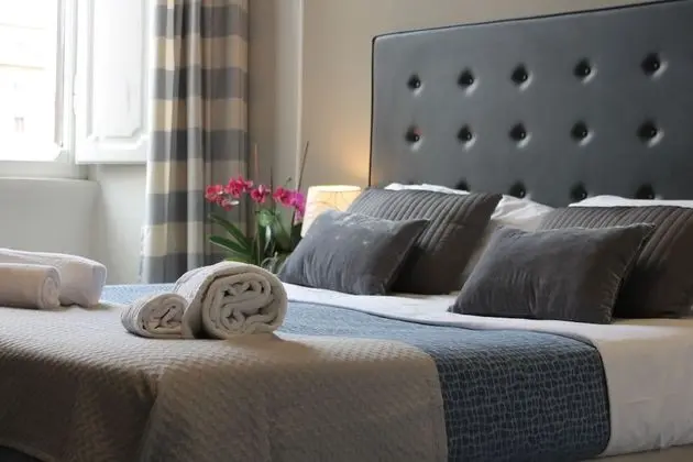 Tek Büyük Yataklı Oda