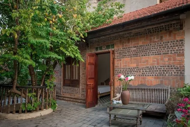 Family Üç Kişilik Oda, Bahçe Manzaralı