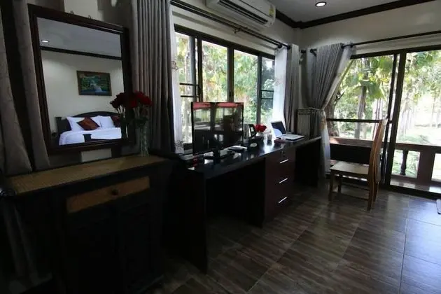 Deluxe Bungalow