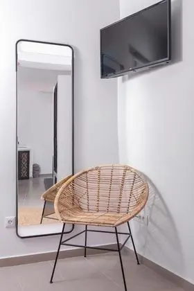 Deluxe City View Suite with Indoor Hot Tub