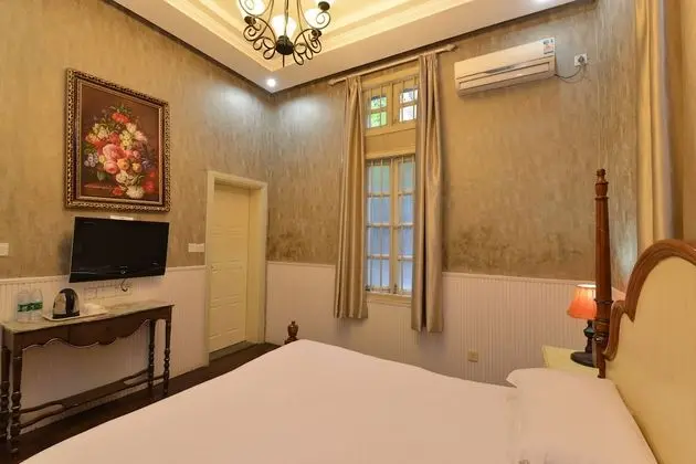 Comfort Tek Büyük Yataklı Oda