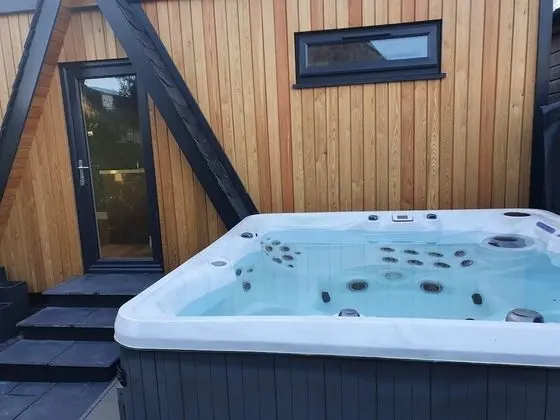 Kulübe, Özel Banyo