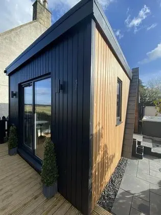 Kulübe, Özel Banyo