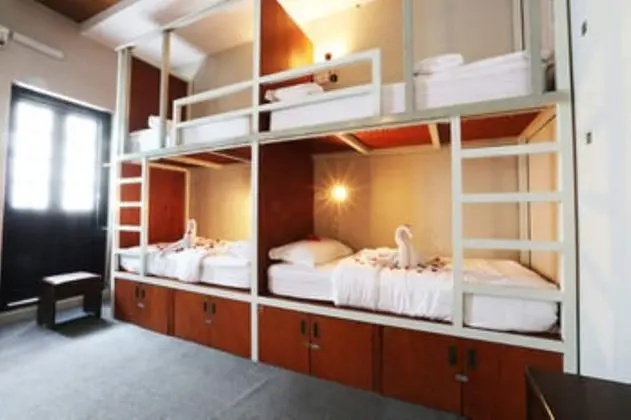 Ortak Ranzalı Oda, Karma Ranzalı Oda (Bed in 6-Bed)