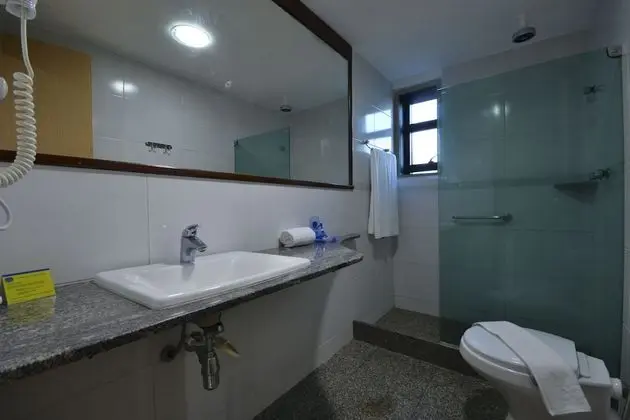 Quarto Frente Mar