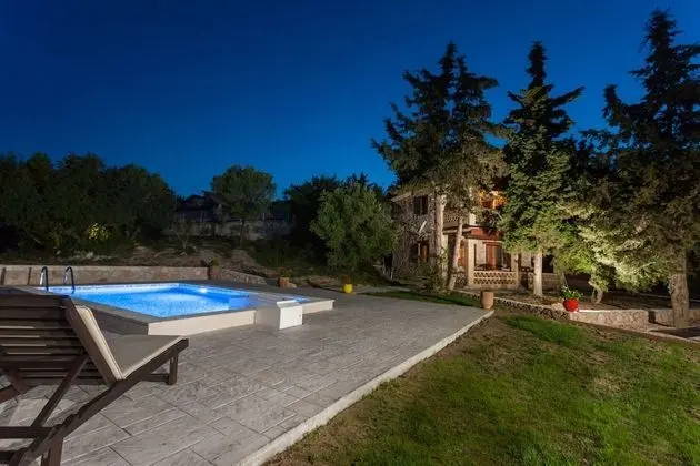 Dubleks, Kişiye Özel Havuzlu (Agathi)