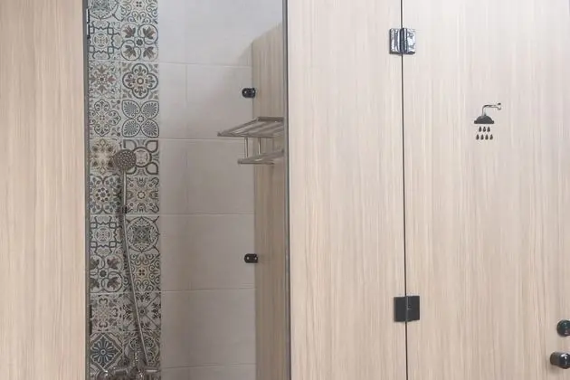 Economy Ortak Ranzalı Oda, Karma Ranzalı Oda, Kısmi Deniz Manzarası (A)