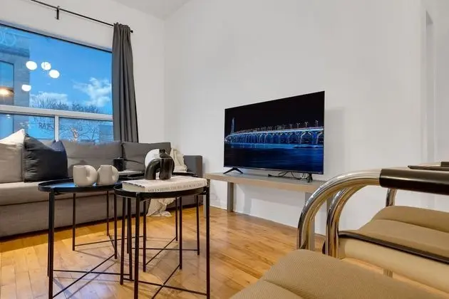 Family Apart Daire, 3 Yatak Odası, Veranda, Şehir Manzaralı (Avenue Central Suite 1275)