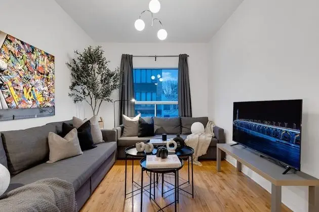 Family Apart Daire, 3 Yatak Odası, Veranda, Şehir Manzaralı (Avenue Central Suite 1275)