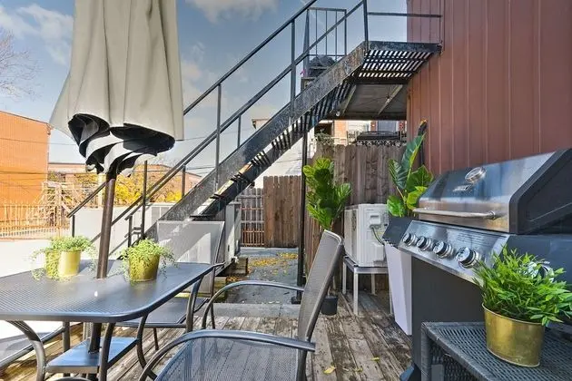 Family Apart Daire, 3 Yatak Odası, Veranda, Şehir Manzaralı (Avenue Central Suite 1277)