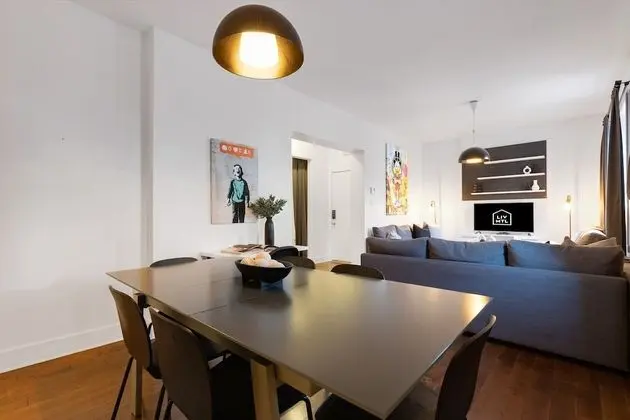 Family Apart Daire, 4 Yatak Odası, Veranda, Şehir Manzaralı (The CH3 - Suite 3)