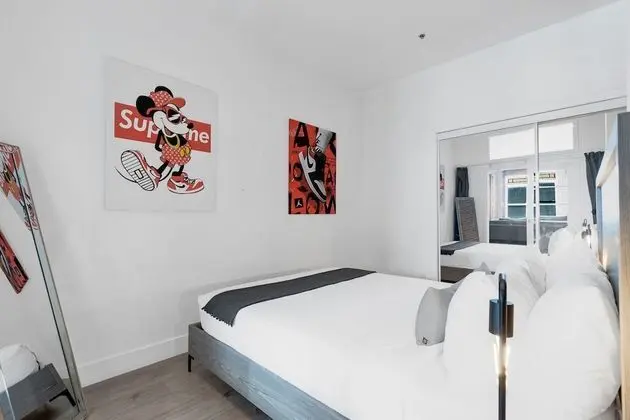 City Apart Daire, 1 Büyük (Queen) Boy Yatak ve Çekyat, Şömine, Şehir Manzaralı (Downtown 301)