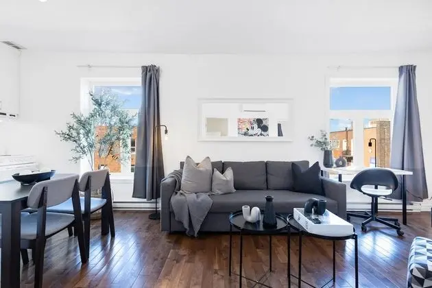 City Stüdyo, 1 Büyük (Queen) Boy Yatak ve Çekyat, Veranda, Şehir Manzaralı (Mont-Royal 301)