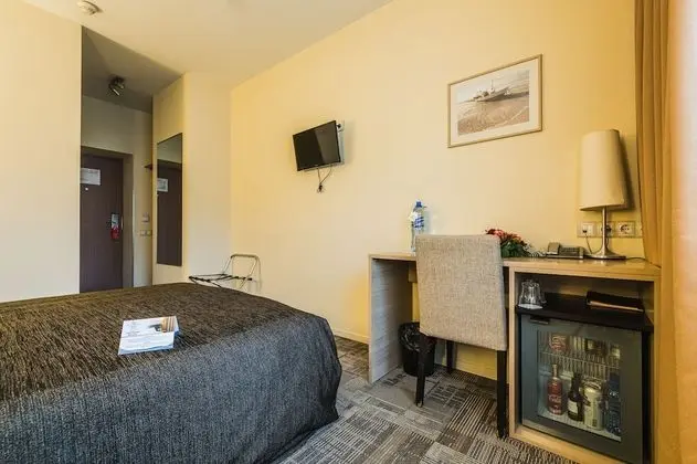 Standard Double or Twin room with Gym access
