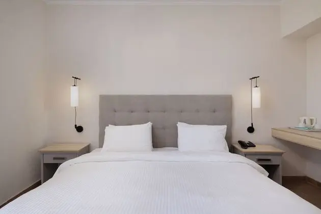 Comfort Tek Büyük veya İki Ayrı Yataklı Oda