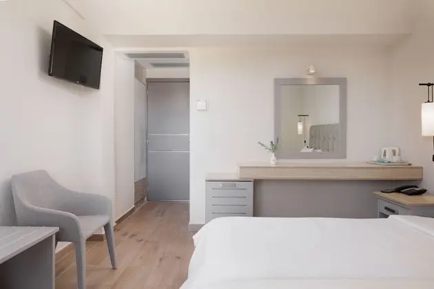 Comfort Tek Büyük veya İki Ayrı Yataklı Oda