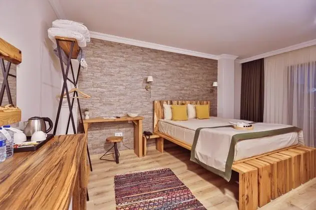 Standart Oda, Deniz veya Kara Manzaralı, Balkonsuz