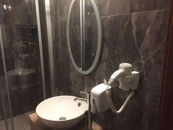 Tek Büyük Yataklı Oda, Bahçe Manzaralı