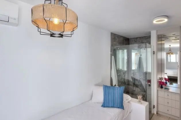 Villa, 4 Yatak Odası, Kişiye Özel Havuzlu