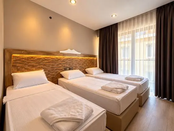 Standart 3 Tek Yataklı Oda