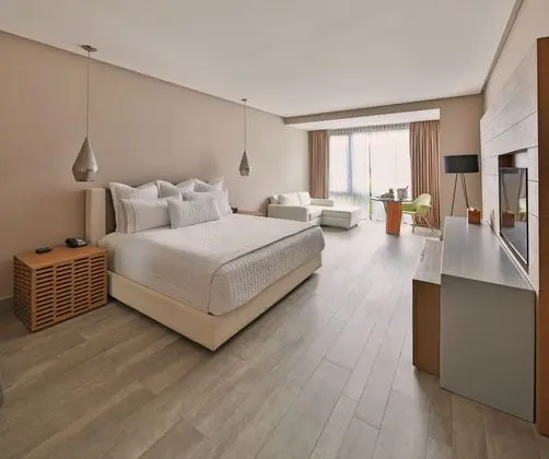 Junior Suit King Size Bed