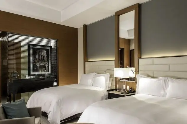 Deluxe Tek Büyük Yataklı Oda, 2 Çift Kişilik Yatak