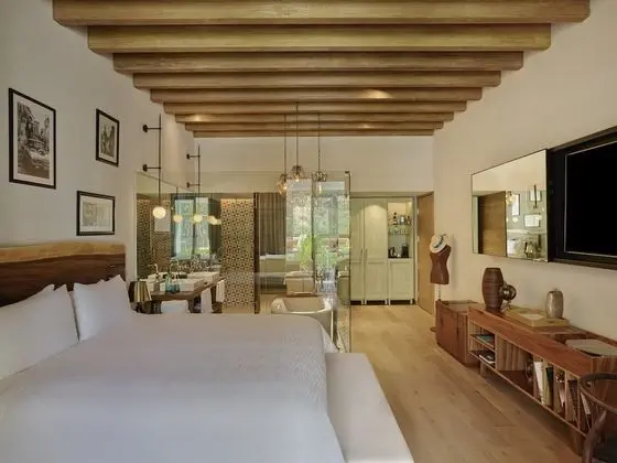 Sundeck Suite