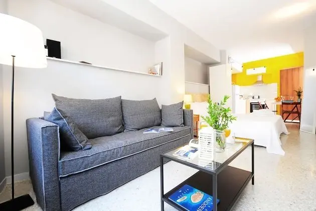 City Apart Daire (Hello Yellow! #07)