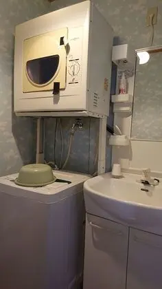 Dört Kişilik Oda, Ortak Banyo