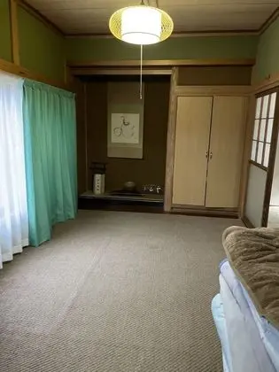 Dört Kişilik Oda, Özel Banyo (with Kitchen)