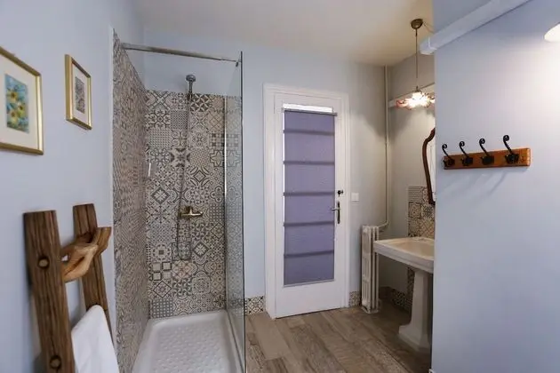 Design Tek Büyük Yataklı Oda, Özel Banyo